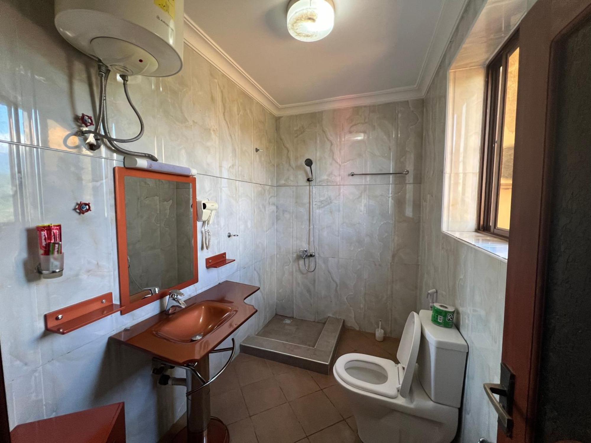 Nejobugg Palace Hotel Nkoanrua Extérieur photo