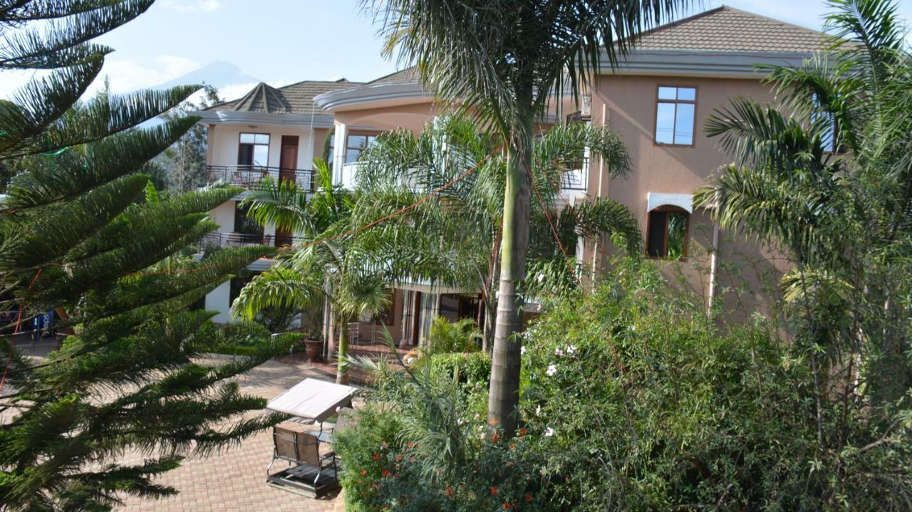 Nejobugg Palace Hotel Nkoanrua Extérieur photo
