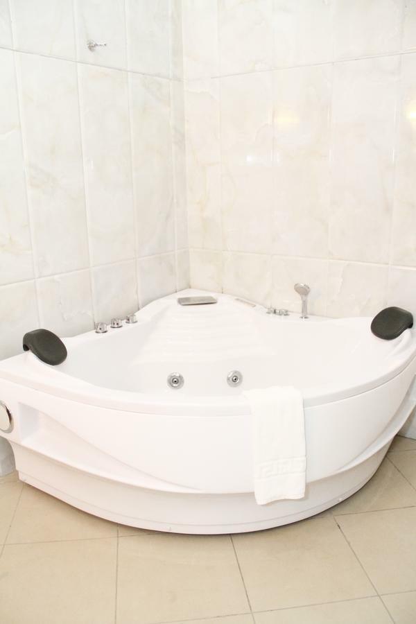 Nejobugg Palace Hotel Nkoanrua Chambre photo