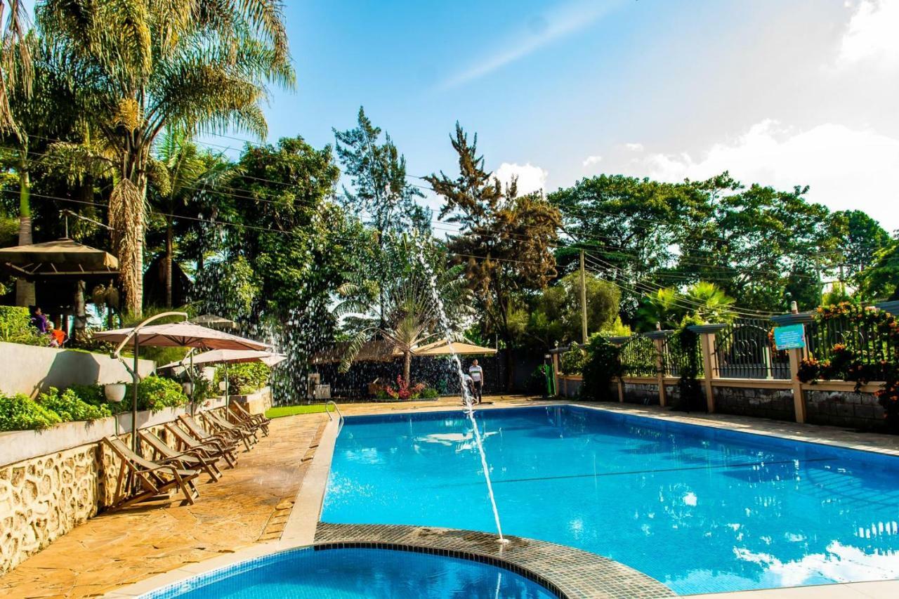 Nejobugg Palace Hotel Nkoanrua Extérieur photo