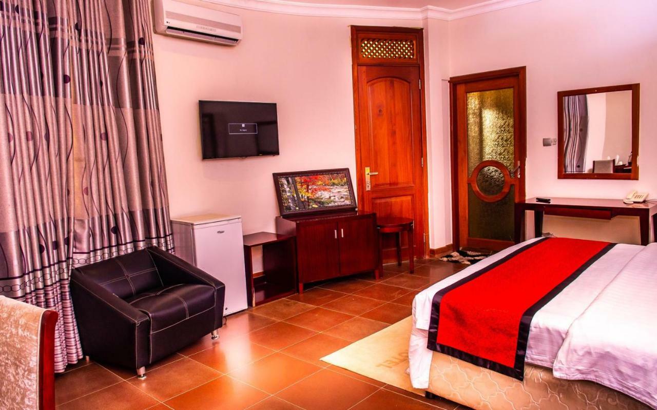 Nejobugg Palace Hotel Nkoanrua Extérieur photo